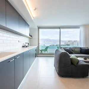 Seaside Haven-city Center Amazing Pool And Sea View דירה